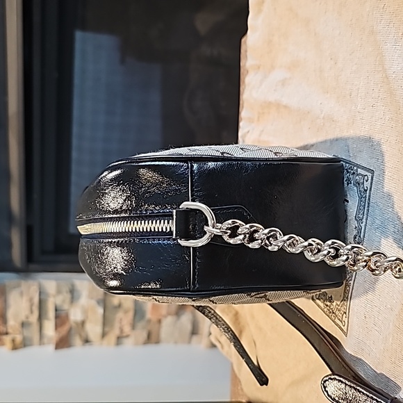 Gucci GG Marmont Small Matelasse Canvas Leather Crossbody Bag - Picture 9 of 17